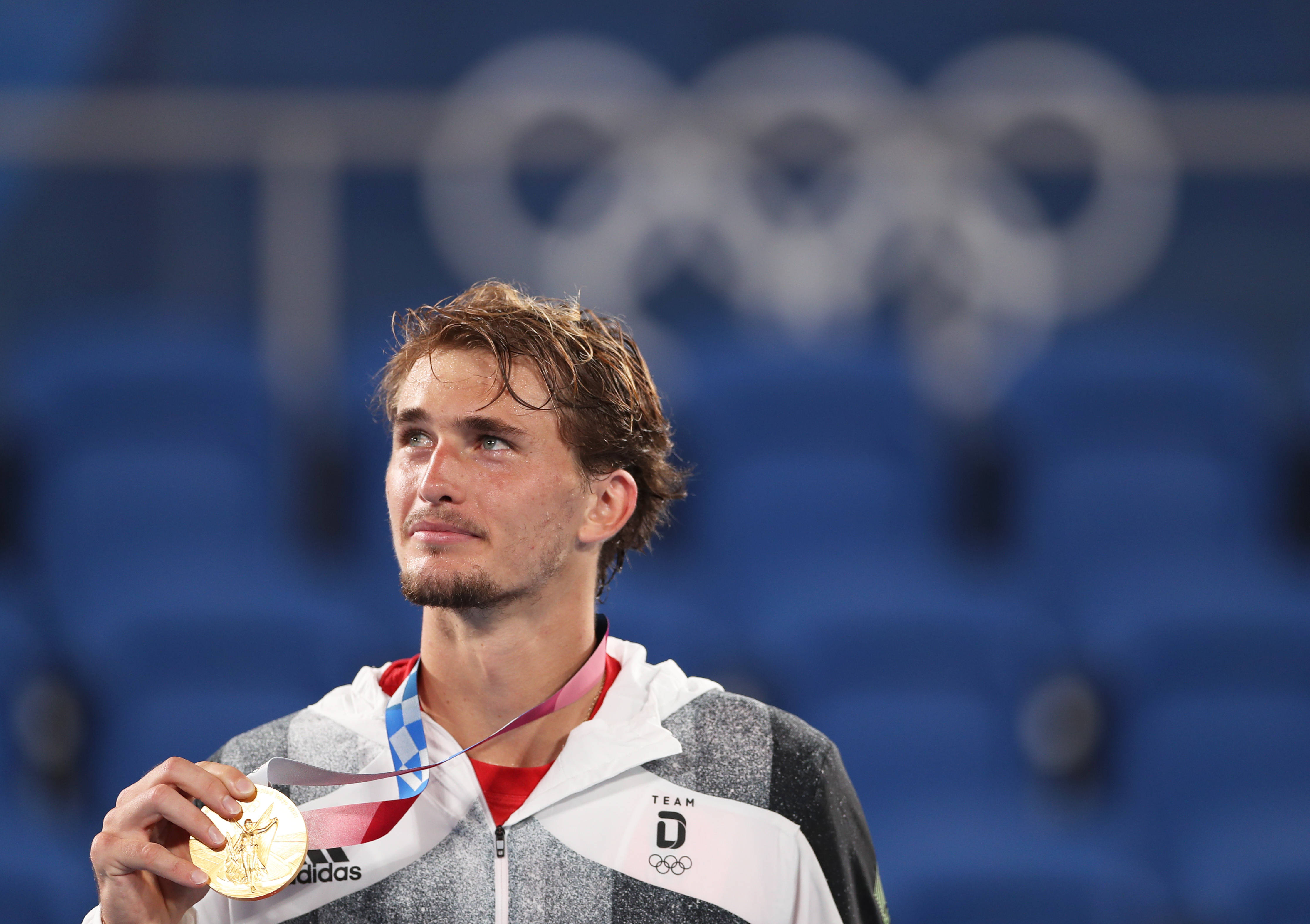 拉沃尔杯横扫联合杯，兹维列夫高光表现