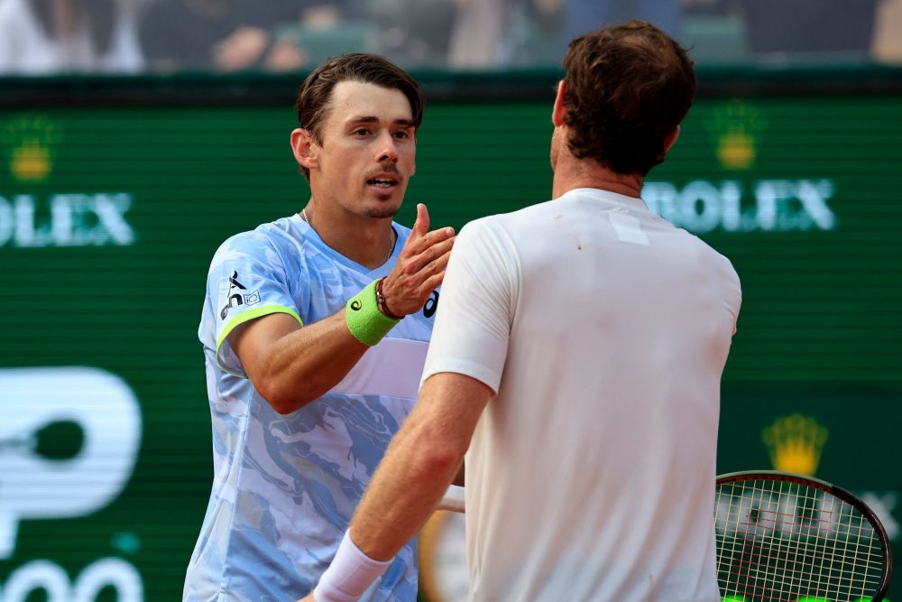 蒙特卡洛大师赛力克年终总决赛，穆雷带队取胜