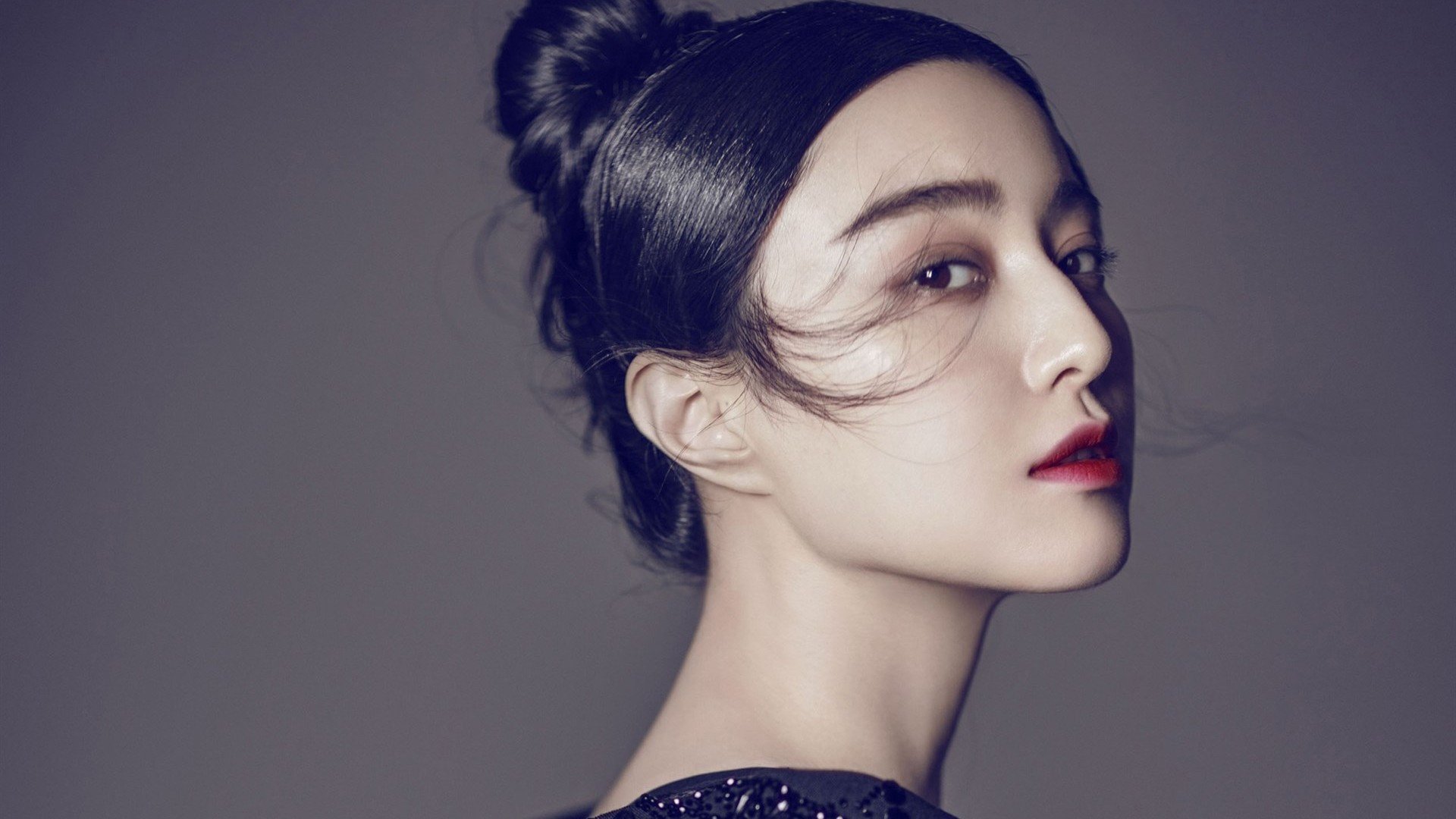 开云体育2026-双线争锋，F1揭幕战速度狂飙与上海队单节席卷老鹰