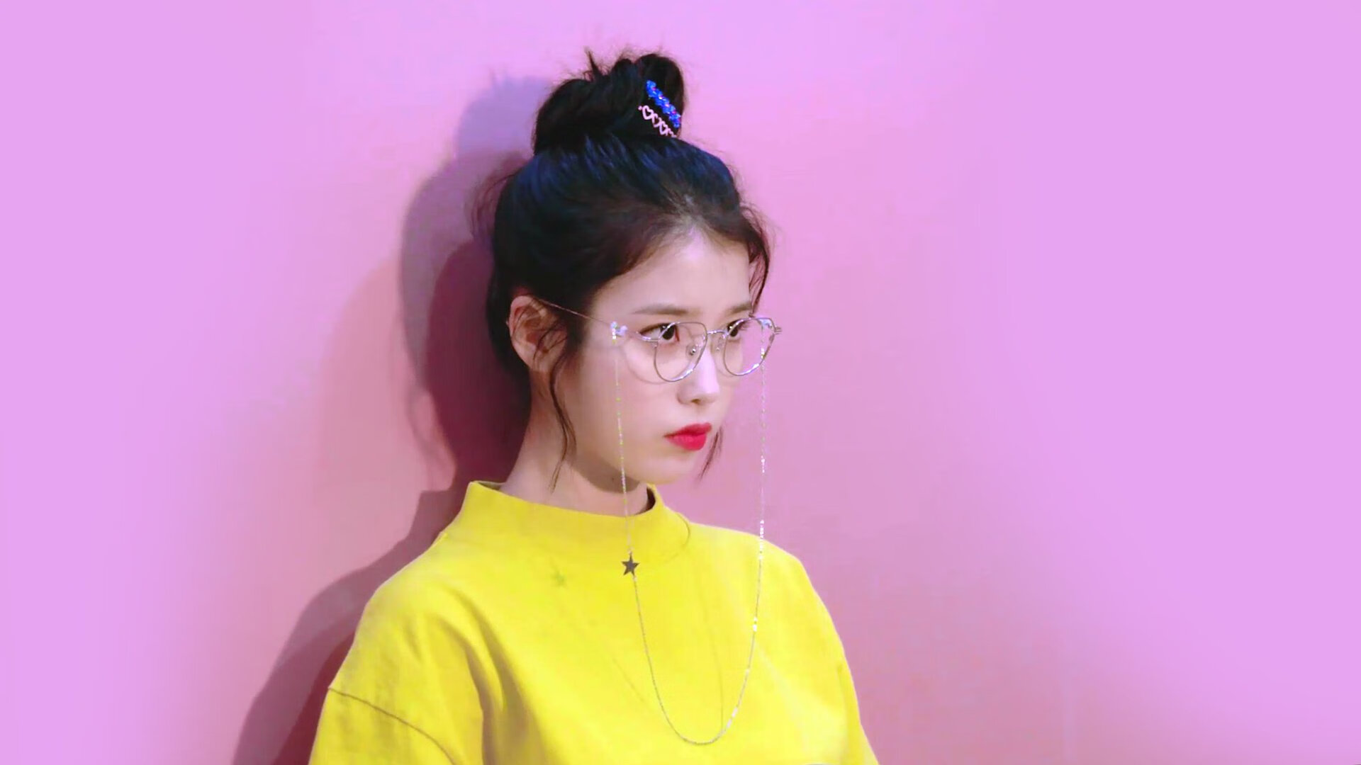 东西篮球风云对决，浙江队鏖战尼克斯，爱德华兹进攻端如破竹之势无人可挡