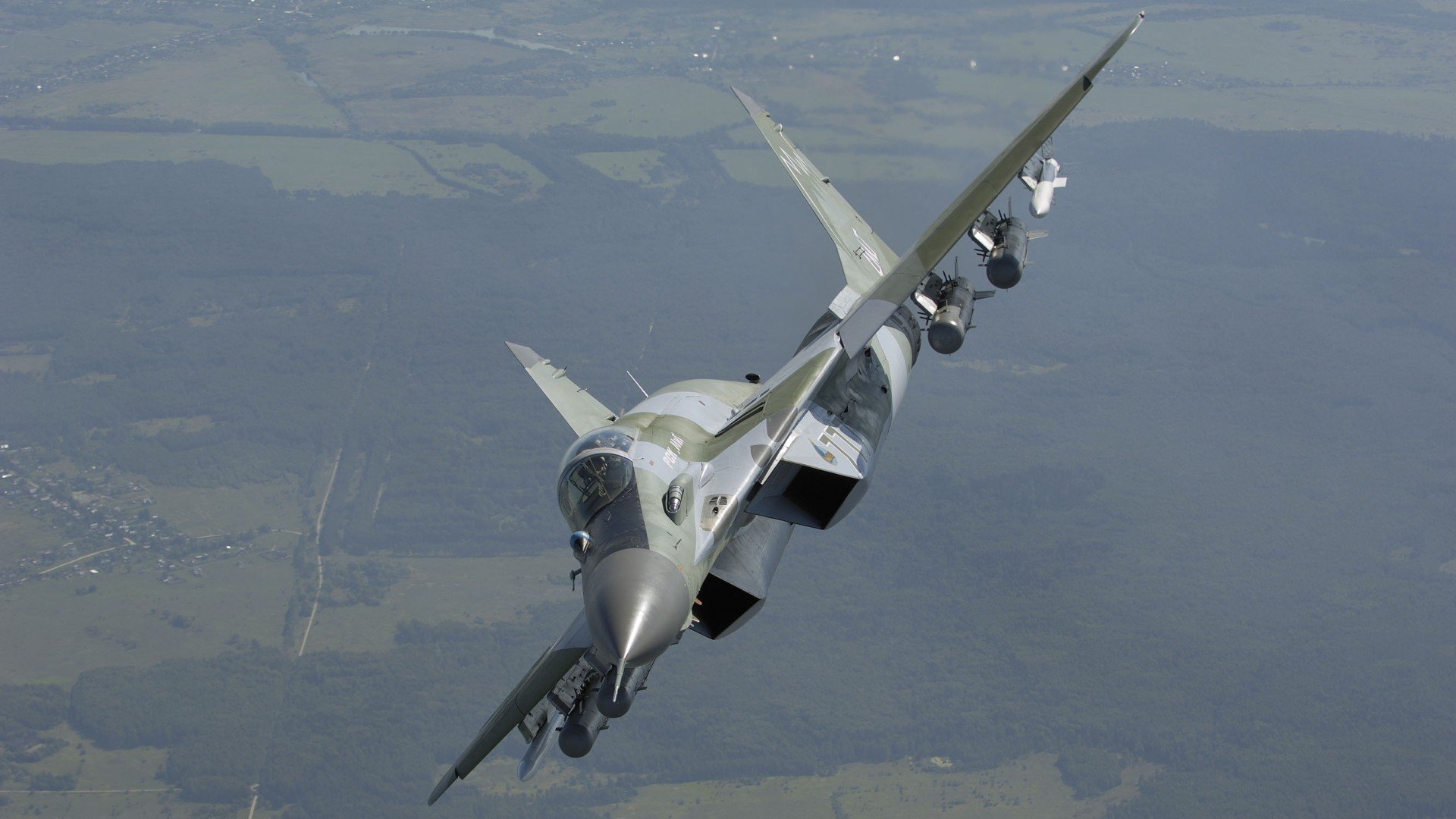 纽约永不言弃!尼克斯抢七鏖战力克鹈鹕,铁血意志铸就东决门票