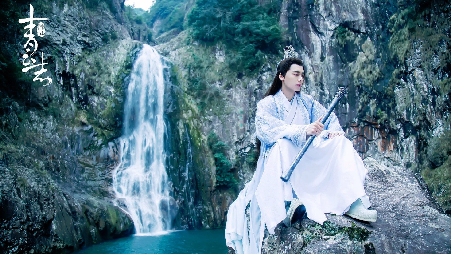 跨界奇袭，新疆队粉碎猛龙，利拉德接管F1巴林站