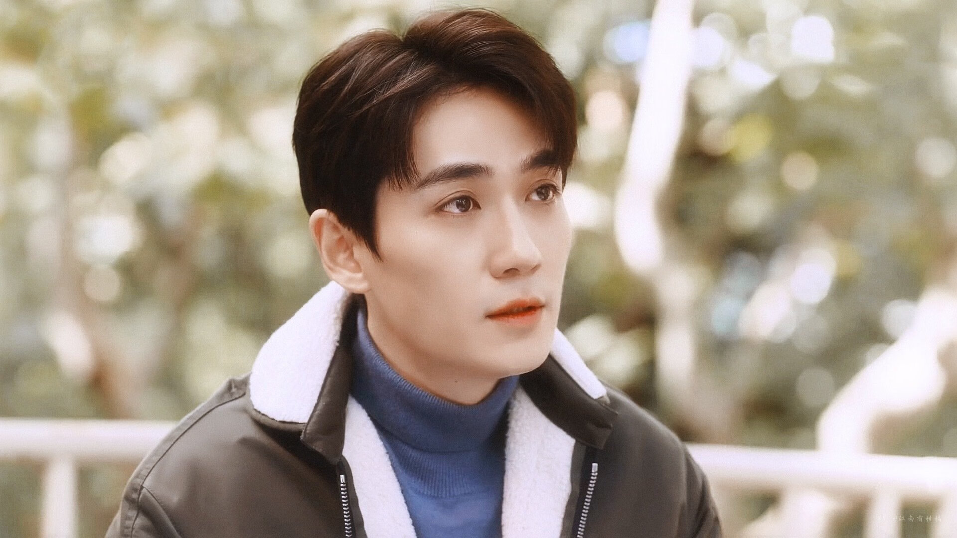 当世一锋降临友谊赛，本泽马的战术降维打击如何撕碎哥伦比亚的防线